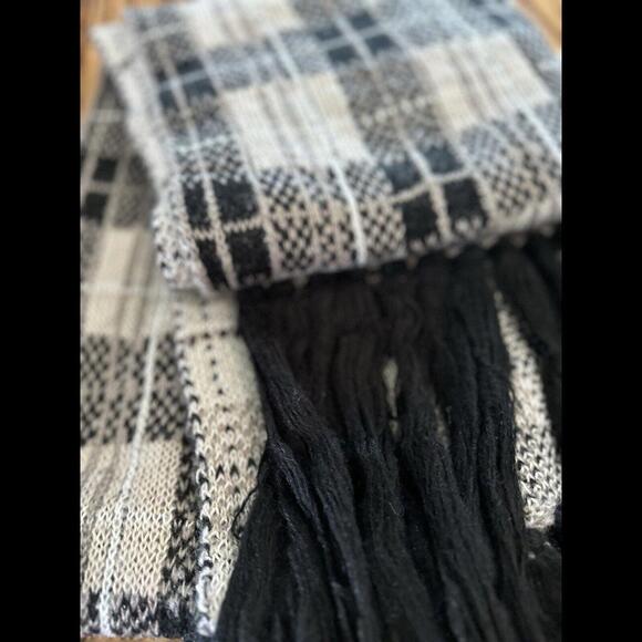 Kate Spade Woodland Plaid Scarf Neutral Cozy Chunky Unisex Holidays Winter - Picture 6 of 8